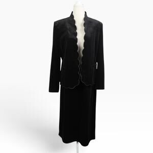 Vintage 70s Act III Black Velvet Blazer and Midi Skirt Suit Set 10